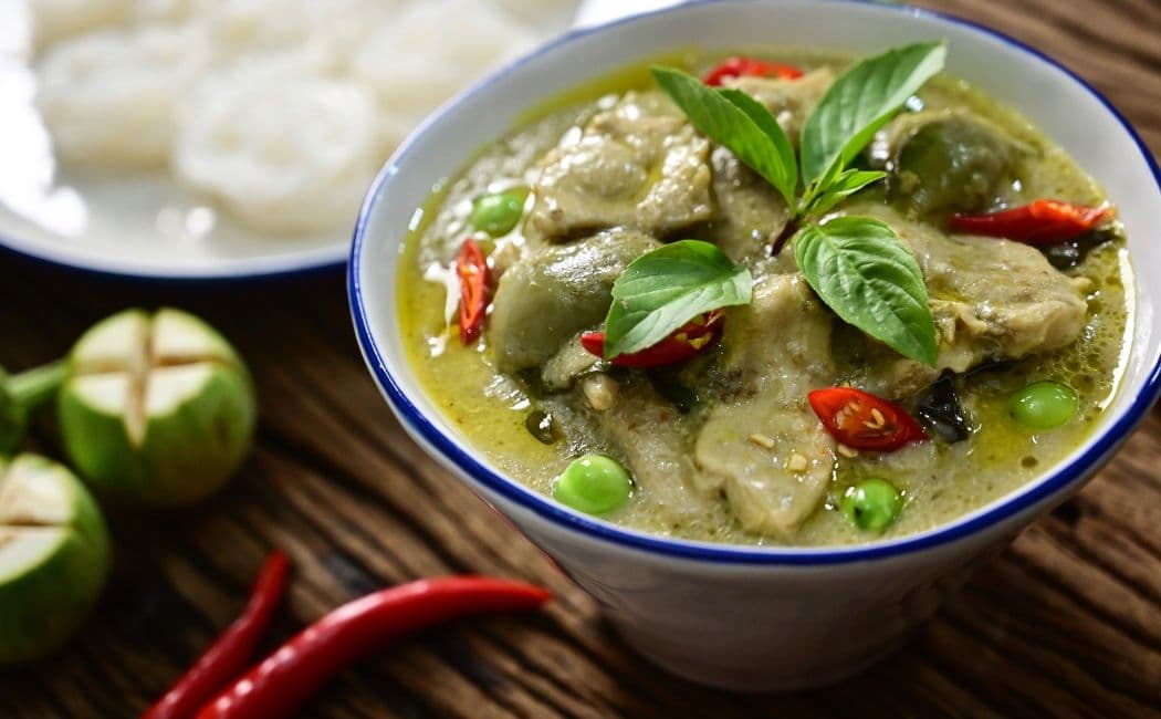 is-thai-green-curry-keto-friendly-ayesha-nasir