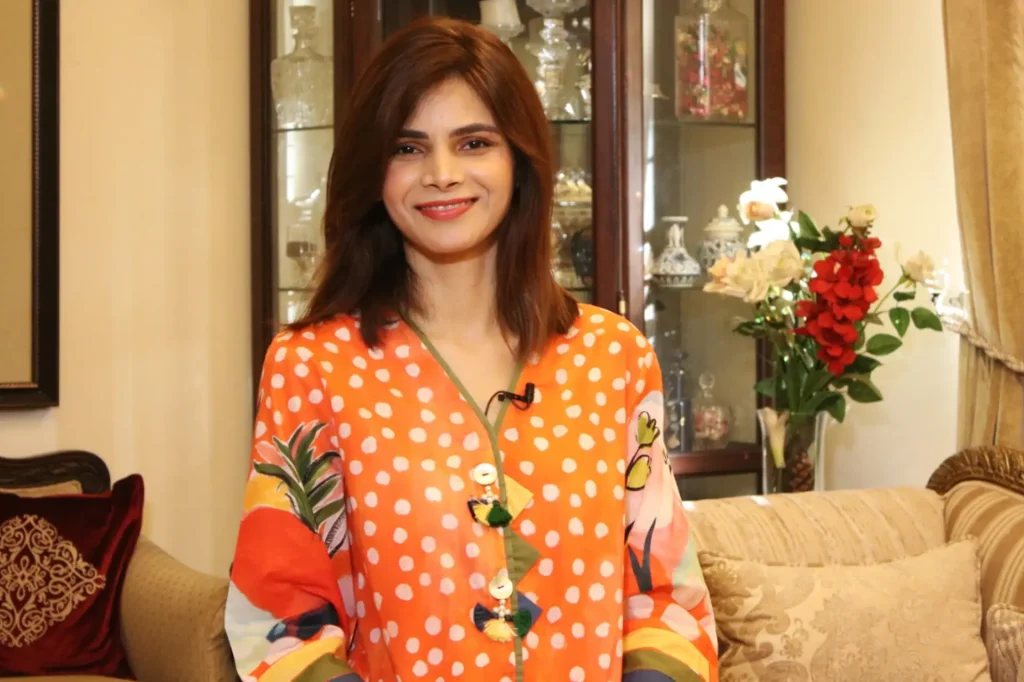 Dietitian Ayesha Nasir in a warm home setting